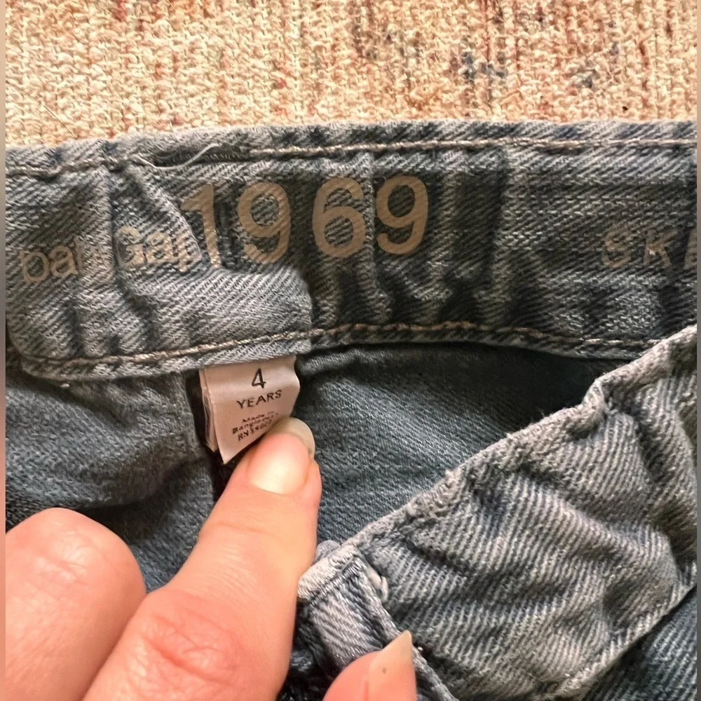 GAP Gray Straight Fit Jeans